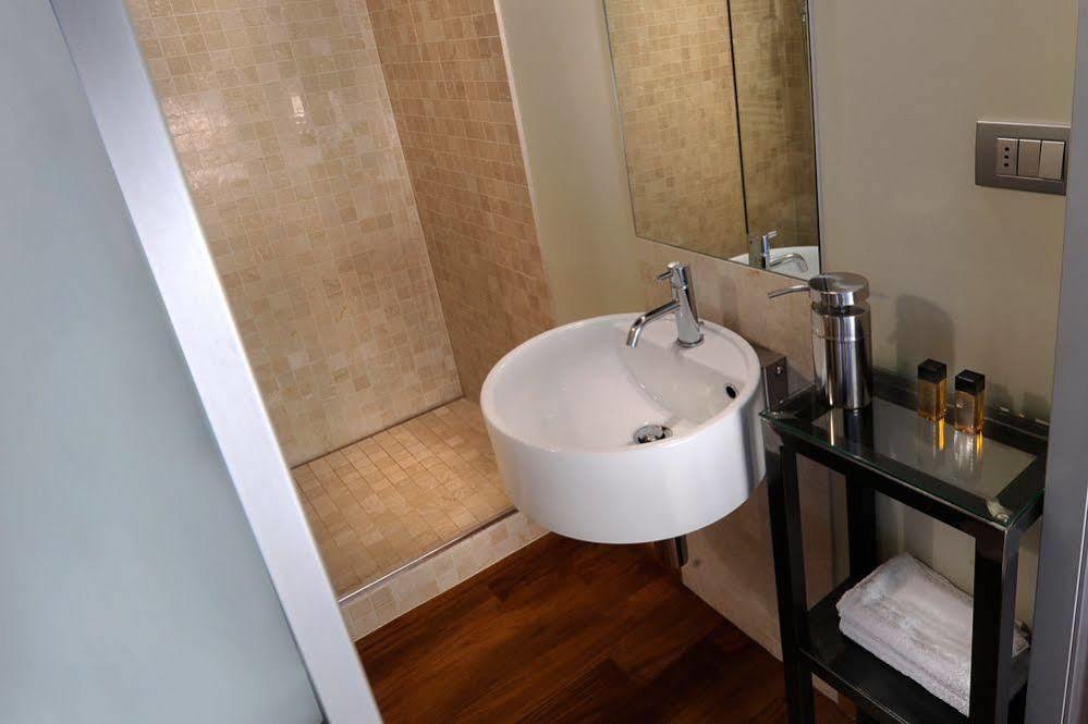 B&B Terres D'Aventure Suites Турин Экстерьер фото
